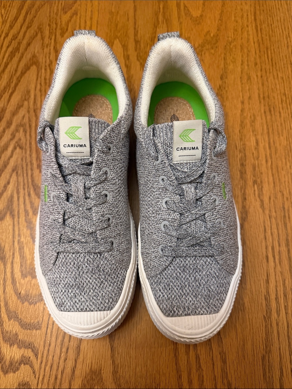 Cariuma IBI Low Knit Women’s Sneaker